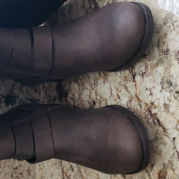 Maurices Tall Brown Boots Size 6.5 - Picture 2 of 4